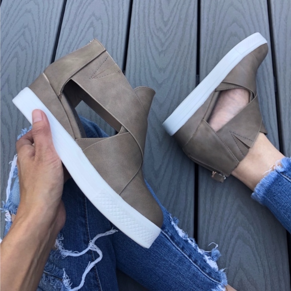 JEFFREY Cut out Sneakers -TAUPE - Picture 3 of 7